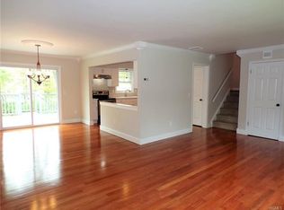 24 Rockwood Dr, Newburgh, NY 12550