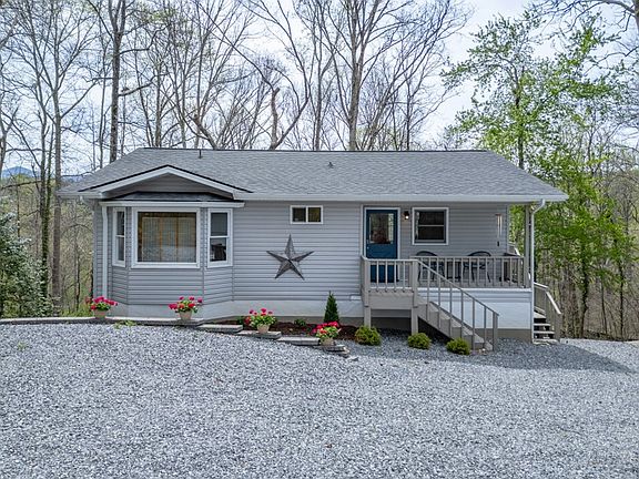 2nd image of 1682 Settlement Rd