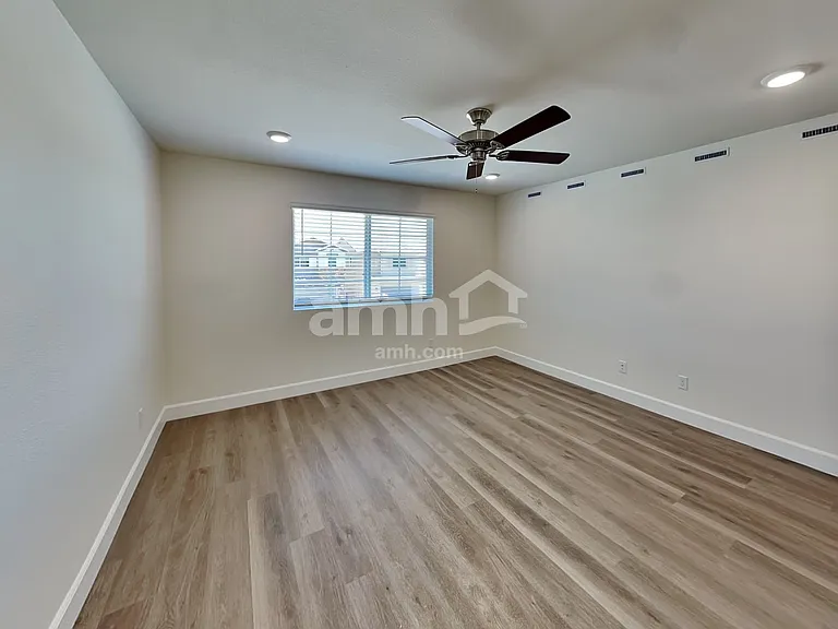 10345 Medusita St — Photo 10