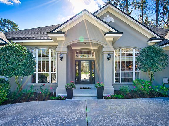 4th image of 120 Seabury Cir