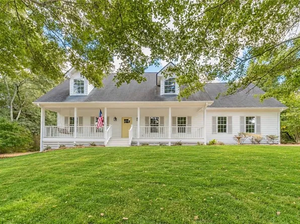 3430 Briscoe Dr, Monroe, GA 30655