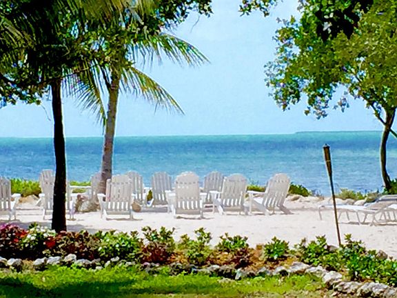 3rd image of 88500 Overseas Hwy #305