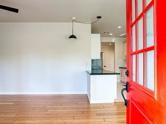5th image of 1550 E CHEERY LYNN Road