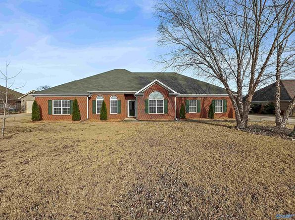 93 Manor House Dr