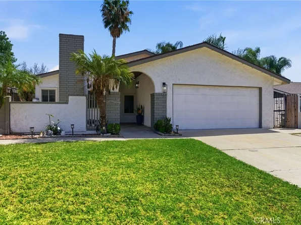 1019 Meadowview Ct, Corona, CA 92878