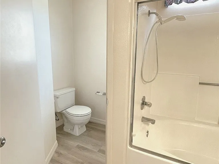 2117 Los Ranchitos Rd — Photo 26