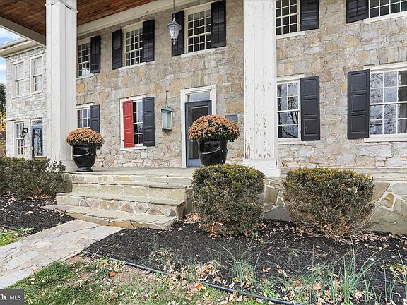 5th image of 431 Leitersburg St