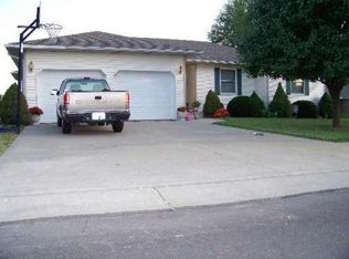 1702 Deer Run Ave, Clinton, MO 64735