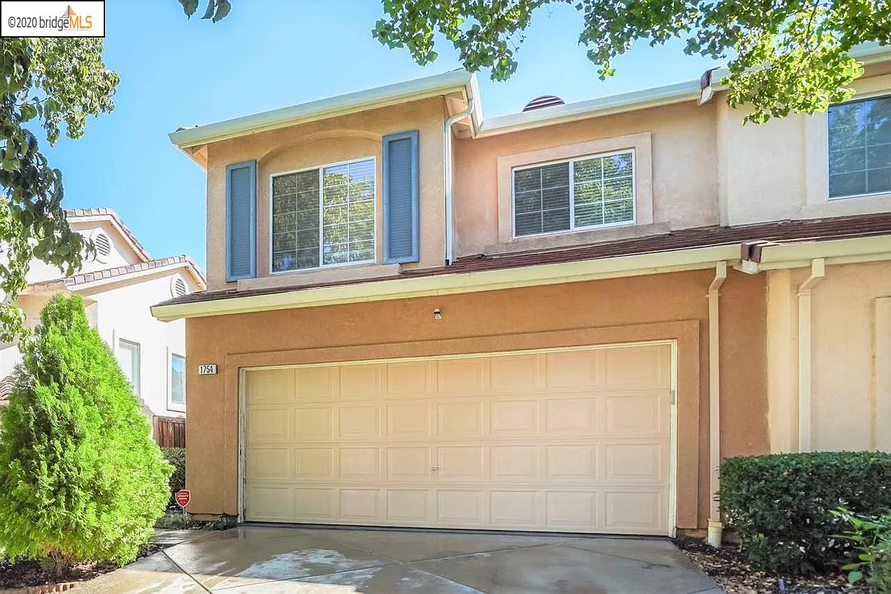 1754 Nandina Ct photo 1