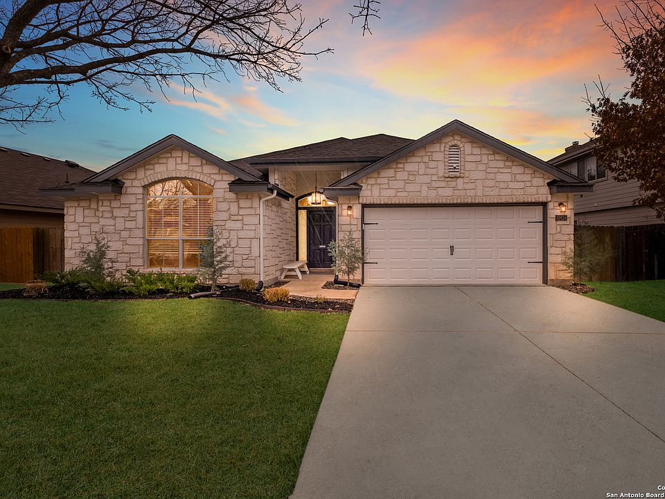 1st image of 10926 PALOMINO BEND
