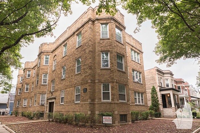 1st image of 3701 N Hoyne Ave #37032