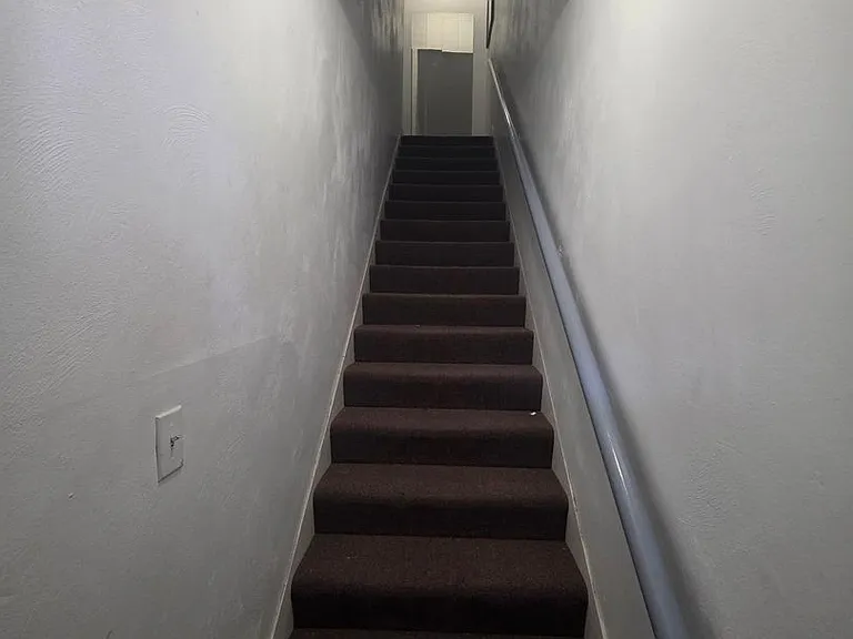 714 Redgate Ave #5 — Photo 3