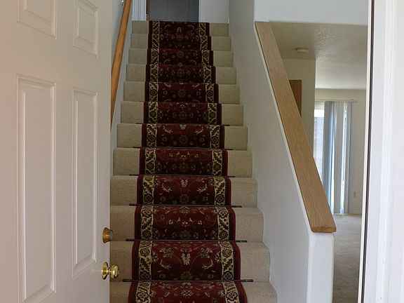 2nd image of 16108 NE 72nd Cir