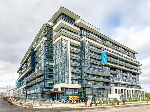 395 Dundas St W, Oakville, ON