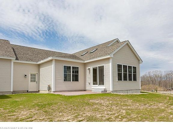 2nd image of 7 Headland Ln #9