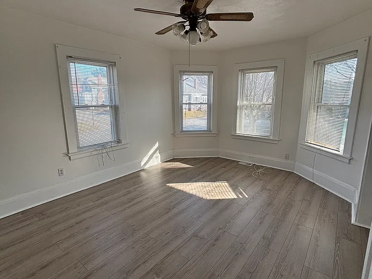 163 Laurens St #1 — Photo 3