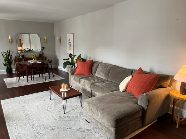 1010 Spruce St APT 4R, Philadelphia, PA 19107