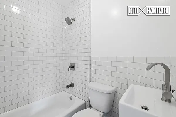 Rented by Citi Habitats | media 13