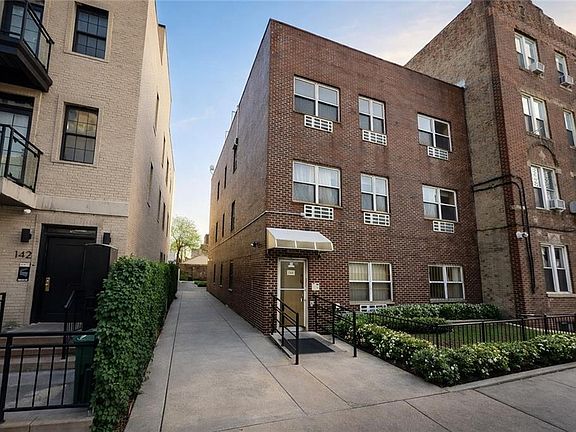 4th image of 140 Avenue O #2RR