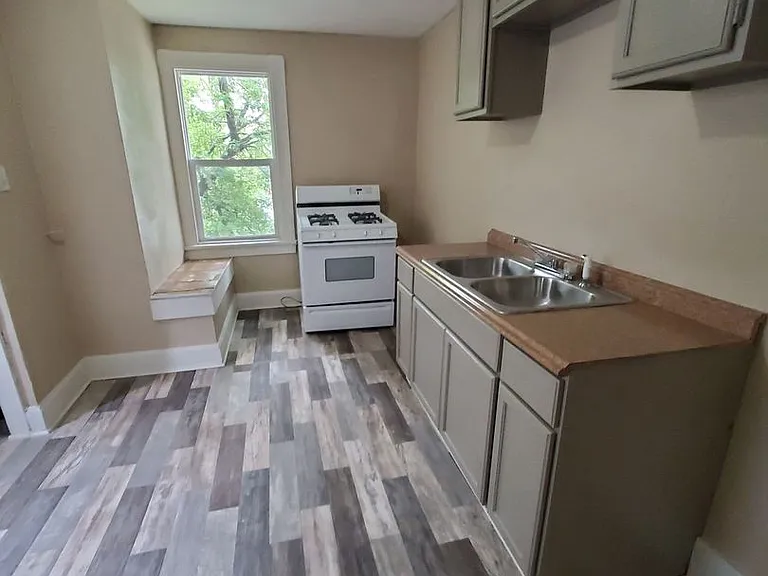 2571-2571A N 34th St. (Duplex) — Photo 7