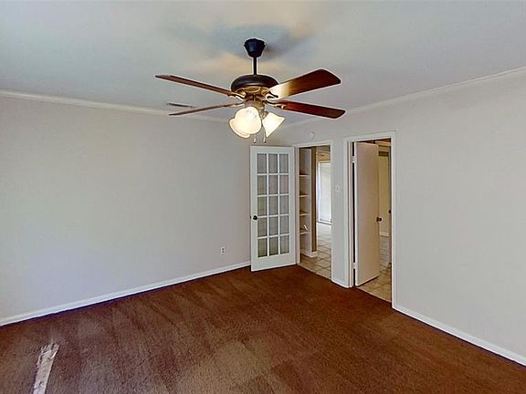 4th image of 3480 Bridgewood Ln #1