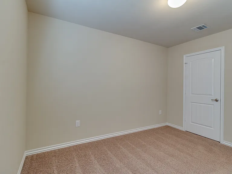7336 NW 148th St — Photo 25