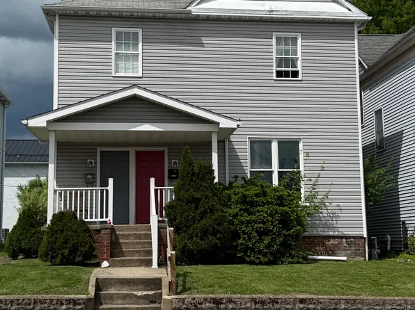 1006 5th St #2, Moundsville, WV 26041