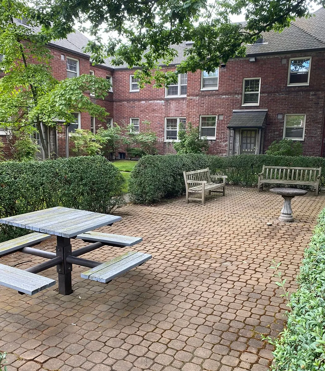 Building Photo - Parkview Apartments