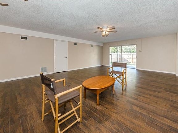 4th image of 102 Kathleen Ct