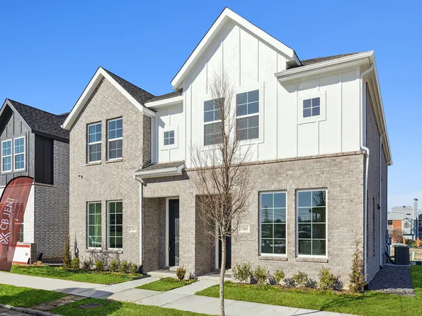 Mia Plan, Heritage Village