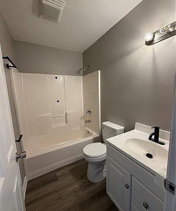 5th image of 2101-2103 Jourdan Ave