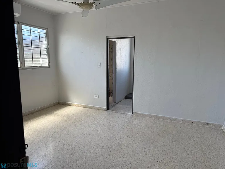 314 Manuel F Rossy — Photo 12