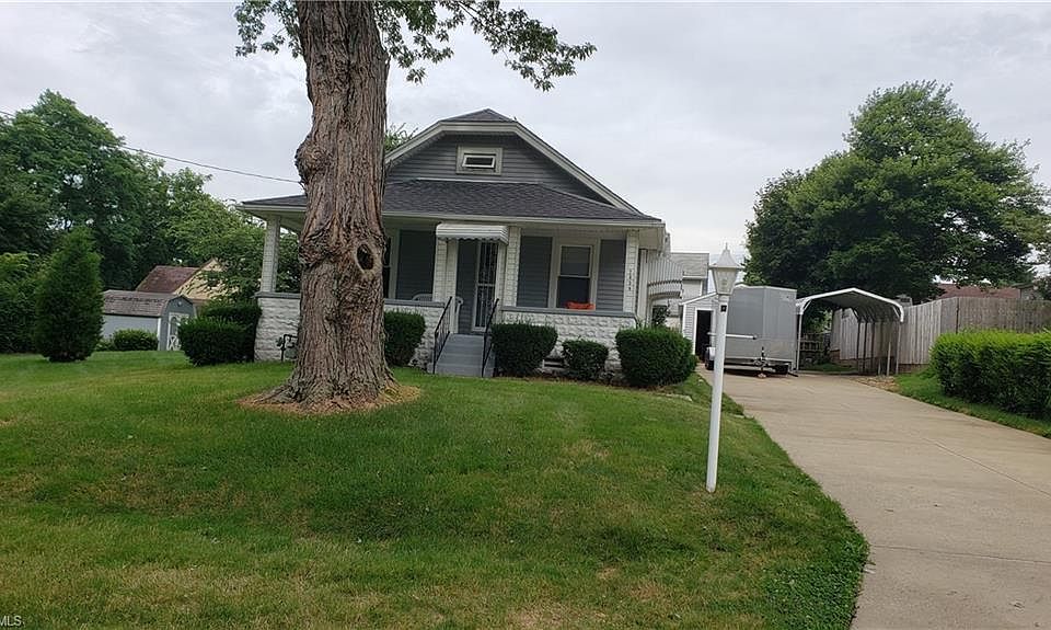 1st image of 2854 Denman Dr