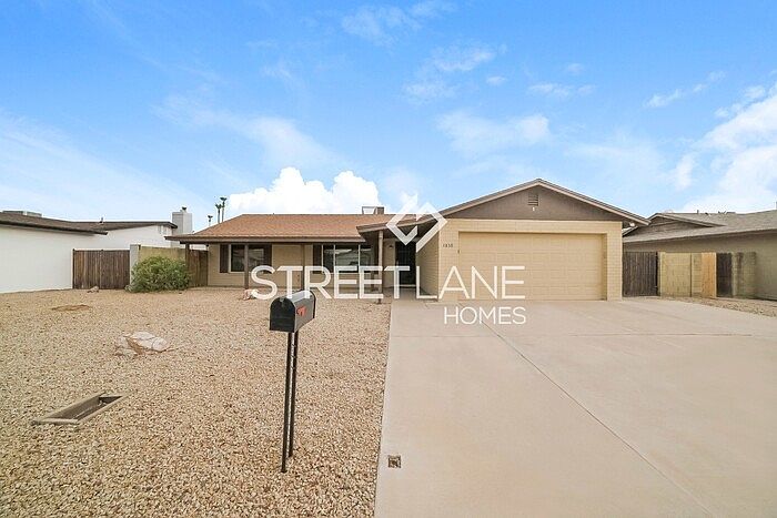 1st image of 4839 W Desert Cove Ave