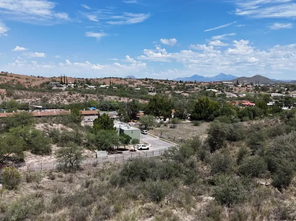 N Siqueiros St, Nogales, AZ 85621