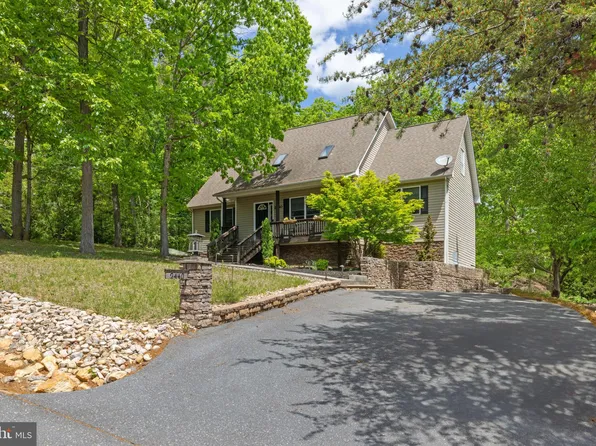 2440 Mountain Dr, McGaheysville, VA 22840