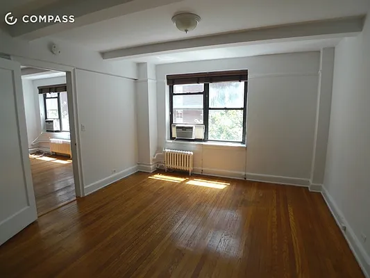 Rented by Compass | media 9