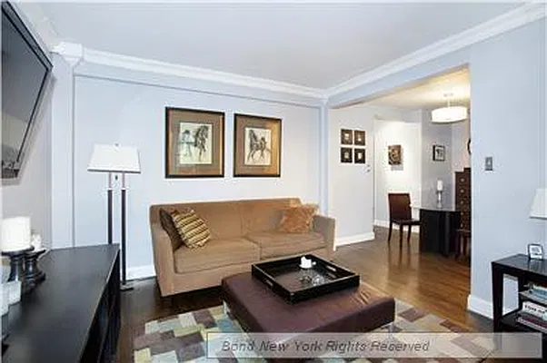 Sold by Bond New York | media 5