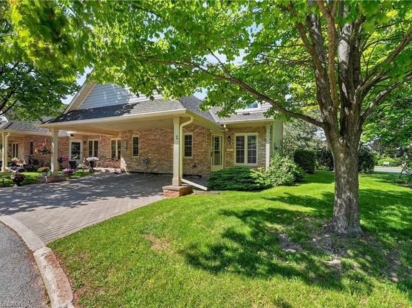 9 Wentworth Dr #2, Grimsby, ON L3M 5H9