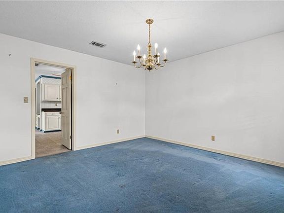 5th image of 4167 Skywood Ln