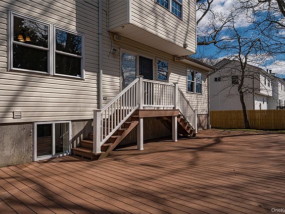 5th image of 44 Westminster Drive