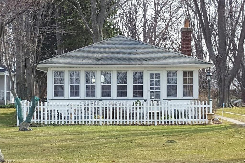 9144 Headlands Rd, Mentor, OH 44060 Zillow