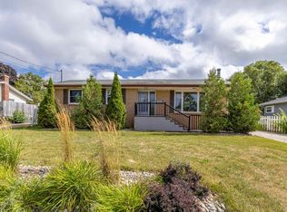 28 Seaview Blvd, Charlottetown, PE C1A 3A2