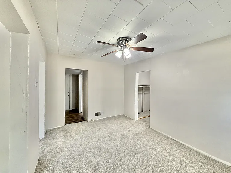 612 S Chatham St — Photo 11