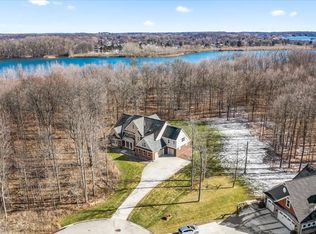 51979 Marion Hollow Rd, South Lyon, MI 48178