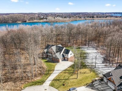51979 Marion Hollow Rd, South Lyon, MI, 48178