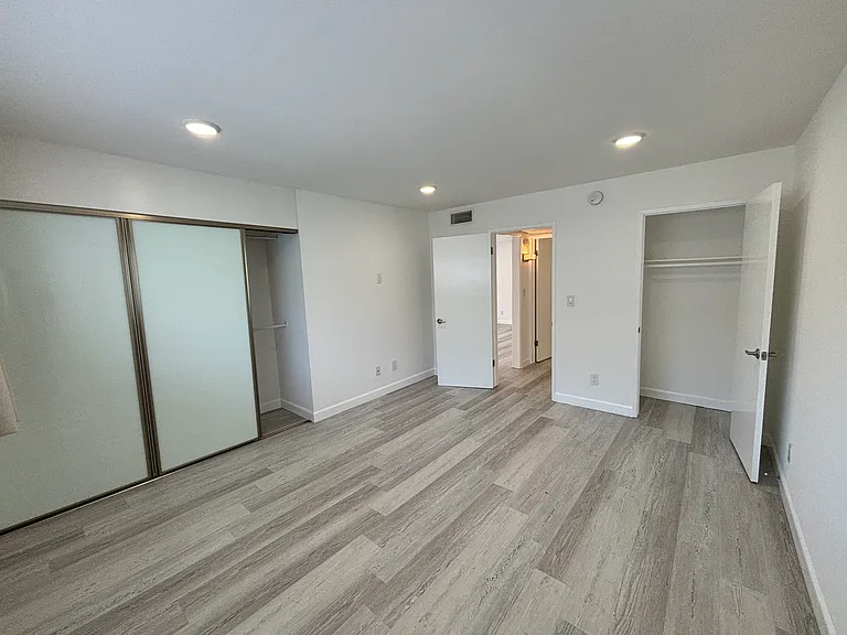 843 4th Street — Photo 24