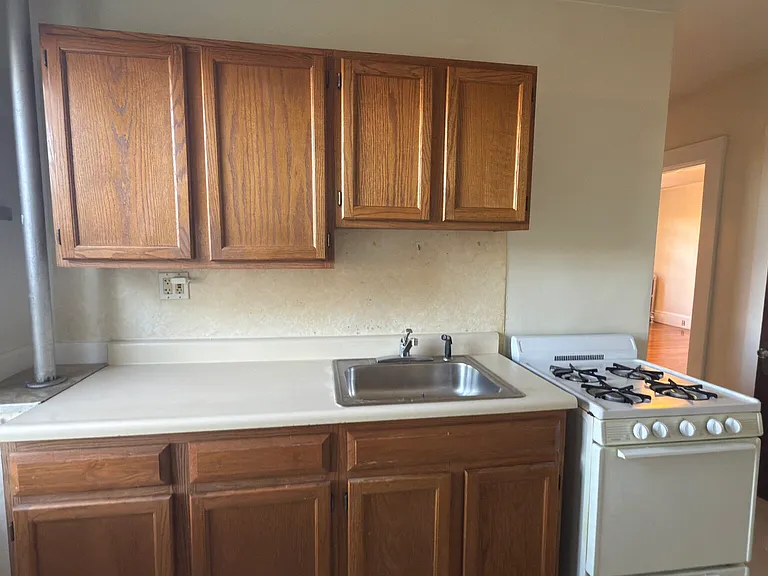 155 Summer St #11R — Photo 17