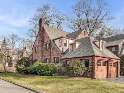 2 Bedford Pl, Fair Lawn, NJ, 07410