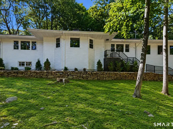 93 Tersana Drive, Easton, CT 06612